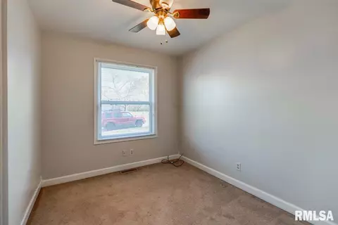 1411 Johnson Ln, Springfield, IL 62702 photo 14