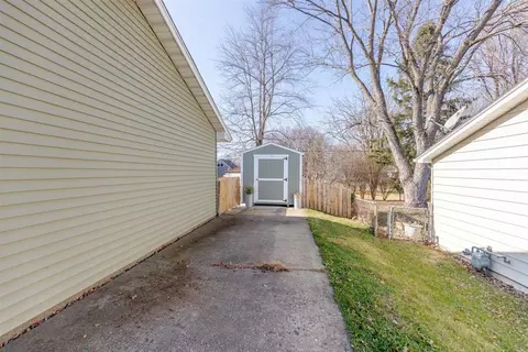 1411 Johnson Ln, Springfield, IL 62702 photo 24