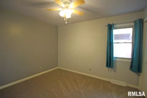 209 Norwalk Rd, Springfield, IL 62704 photo 14
