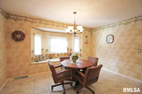 209 Norwalk Rd, Springfield, IL 62704 photo 6