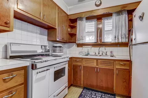 813 E Stanford Ave, Springfield, IL 62703 photo 9