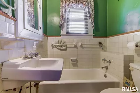 813 E Stanford Ave, Springfield, IL 62703 photo 19