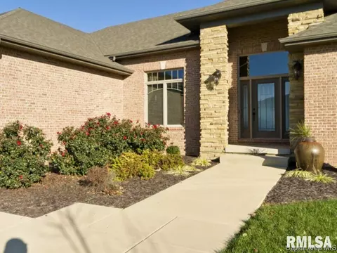 4409 Lynhurst Rd, Springfield, IL 62711 photo 2