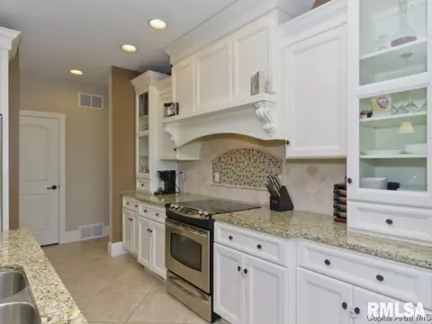 4409 Lynhurst Rd, Springfield, IL 62711 photo 13