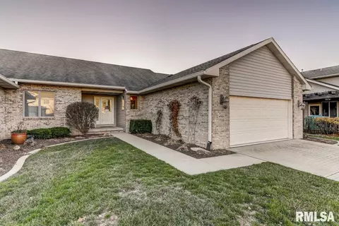 4901 Eagles Landing Dr, Springfield, IL 62711 photo 1