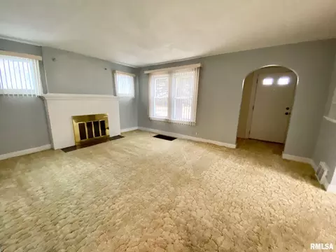 4972 Oakcrest Rd, Springfield, IL 62707 photo 3