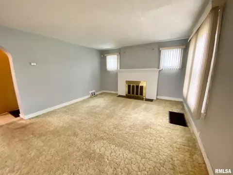 4972 Oakcrest Rd, Springfield, IL 62707 photo 4