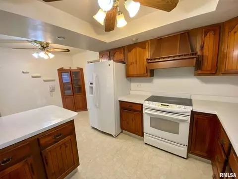 4972 Oakcrest Rd, Springfield, IL 62707 photo 10