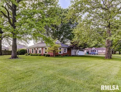 2201 Picardy Ln, Springfield, IL 62704 photo 2