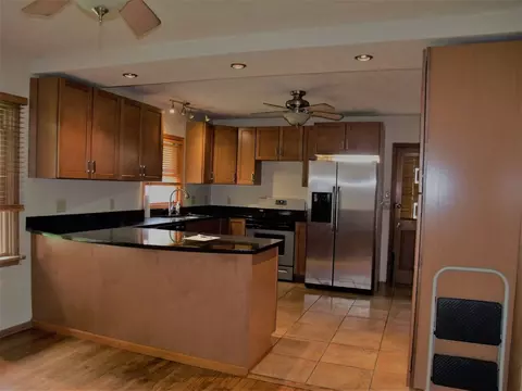 2121 S Walnut, Springfield, IL 62704 photo 3