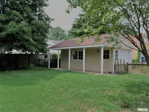 2121 S Walnut, Springfield, IL 62704 photo 4