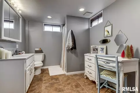 2701 Queensway Dr, Springfield, IL 62703 photo 34