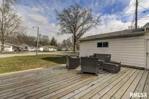 2701 Queensway Dr, Springfield, IL 62703 photo 4