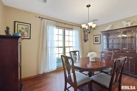 104 Verona Dr, Springfield, IL 62703 photo 5