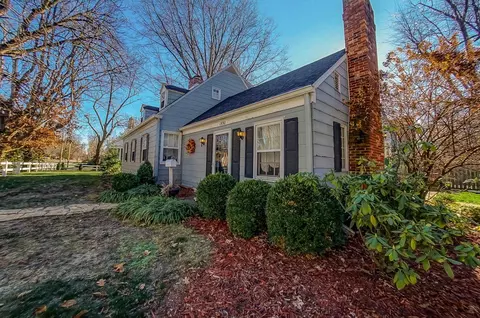 1550 Cherry Rd, Springfield, IL 62704 photo 3