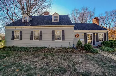 1550 Cherry Rd, Springfield, IL 62704 photo 1