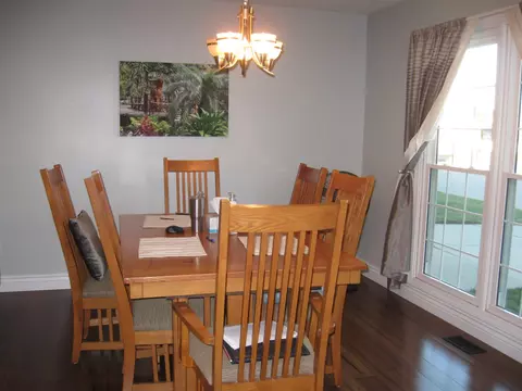 4509 Venetian Dr, Springfield, IL 62703 photo 6