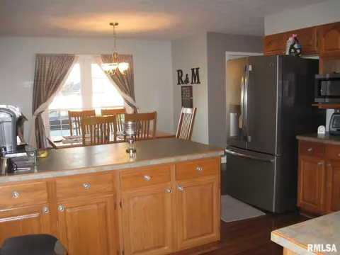 4509 Venetian Dr, Springfield, IL 62703 photo 4