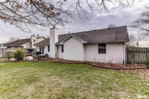 1201 Dani Ln, Springfield, IL 62712 photo 4