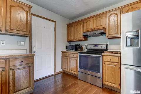 1201 Dani Ln, Springfield, IL 62712 photo 15