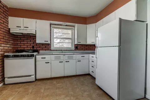 1609 Schrader Ave, Springfield, IL 62702 photo 10
