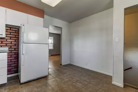 1609 Schrader Ave, Springfield, IL 62702 photo 9