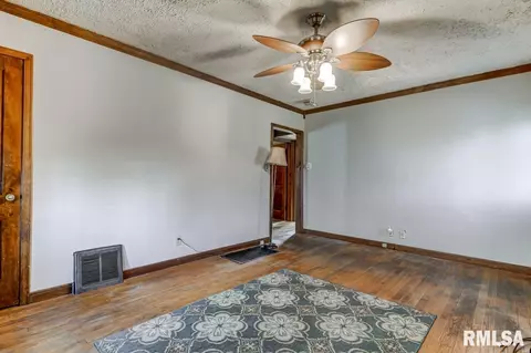 3104 S 4th St, Springfield, IL 62703 photo 5