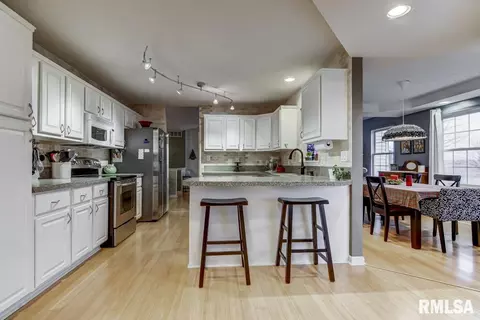 3725 Carney Blvd, Springfield, IL 62712 photo 12