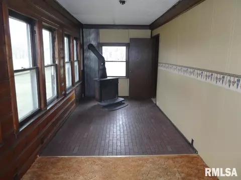 3432 Donna St, Springfield, IL 62707 photo 2