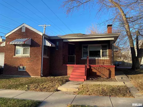 317 E Oak St, Springfield, IL 62703 photo 2