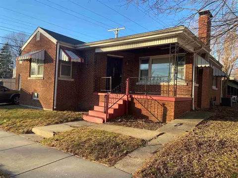317 E Oak St, Springfield, IL 62703 photo 1