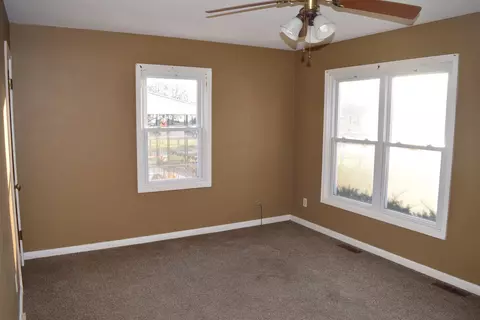 3000 S Thayer St, Springfield, IL 62704 photo 4