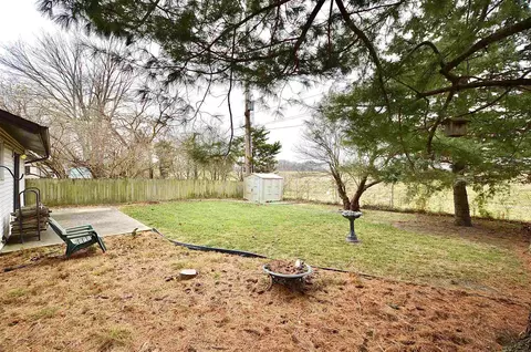 233 Bristol Dr, Springfield, IL 62702 photo 23