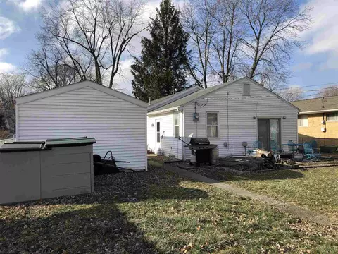 952 N Ohio St, Springfield, IL 62702 photo 33