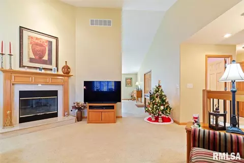 4406 Castle Pines Dr, Springfield, IL 62711 photo 5