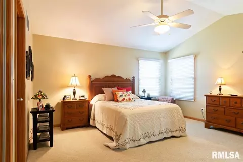 4406 Castle Pines Dr, Springfield, IL 62711 photo 11