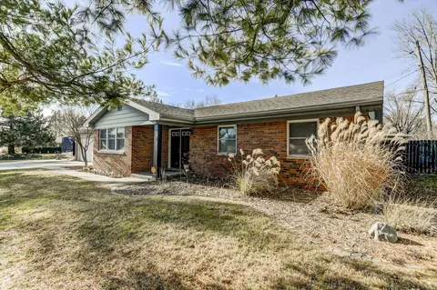 1 Royal Rd, Springfield, IL 62702 photo 2