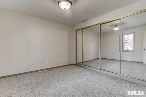 167 N Illinois St, Springfield, IL 62702 photo 19