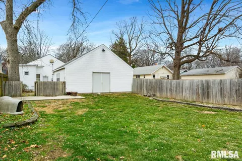 2440 S Lowell Ave, Springfield, IL 62704 photo 19