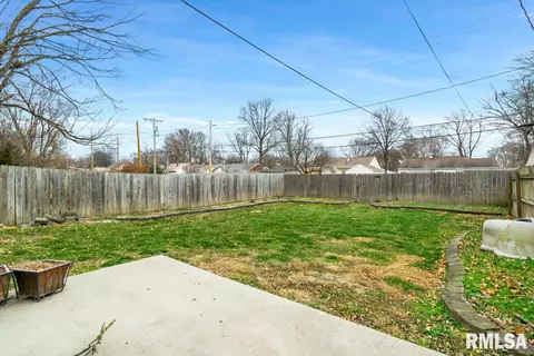 2440 S Lowell Ave, Springfield, IL 62704 photo 20