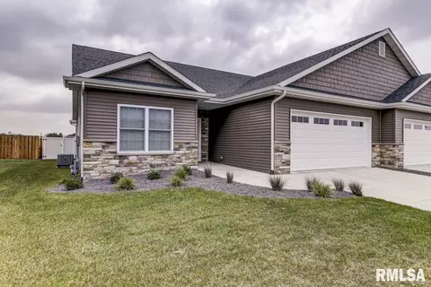 3204 Telford Dr, Springfield, IL 62711 photo 1