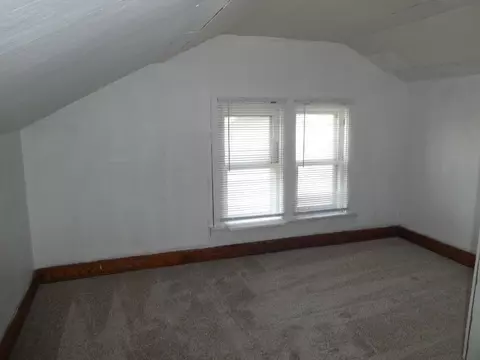 511 W Reynolds St, Springfield, IL 62702 photo 8