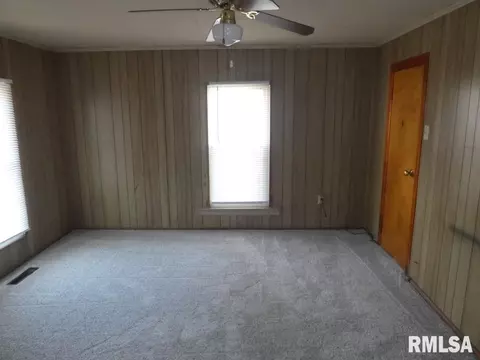 511 W Reynolds St, Springfield, IL 62702 photo 5