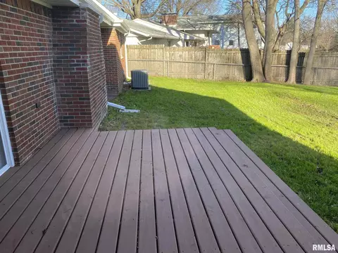 104 Andover Dr, Springfield, IL 62704 photo 20