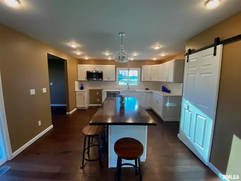 104 Andover Dr, Springfield, IL 62704 photo 5