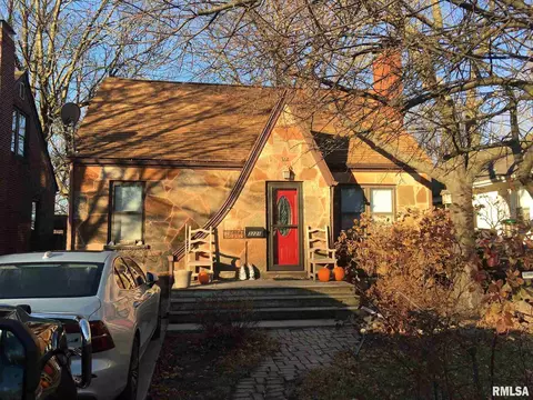 3221 S 3rd St, Springfield, IL 62703 photo 1