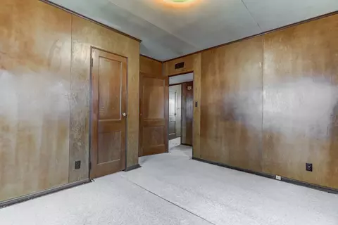 1021 W Iles Ave, Springfield, IL 62704 photo 13