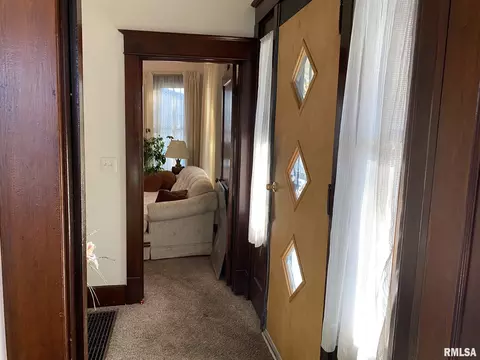 1420 S 16th St, Springfield, IL 62703 photo 2