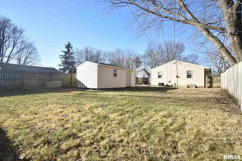 3324 Mars Ave, Springfield, IL 62707 photo 3