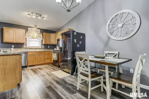 2709 Steiler Pl, Springfield, IL 62703 photo 8